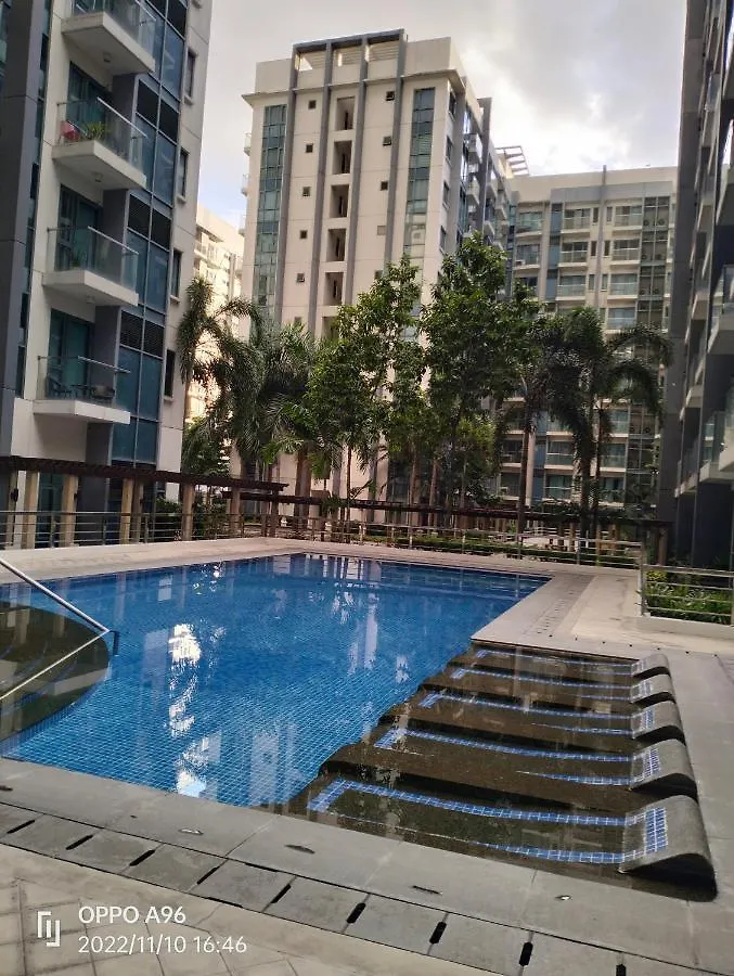 Rqui Condotel Near Airport & Resorts World Manila Pasay