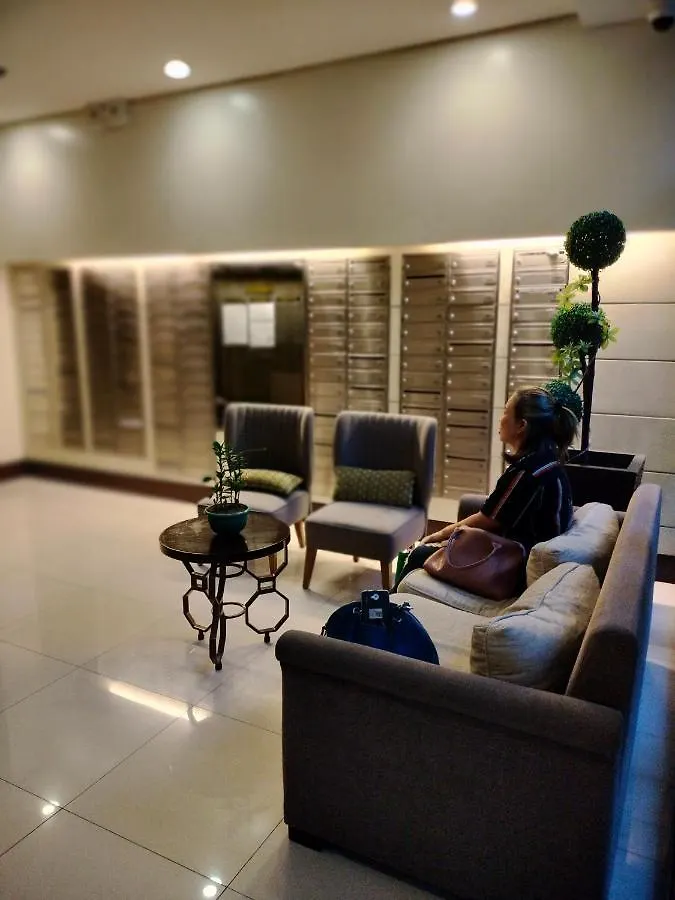 Rqui Condotel Near Airport & Resorts World Manila Pasay Philippines